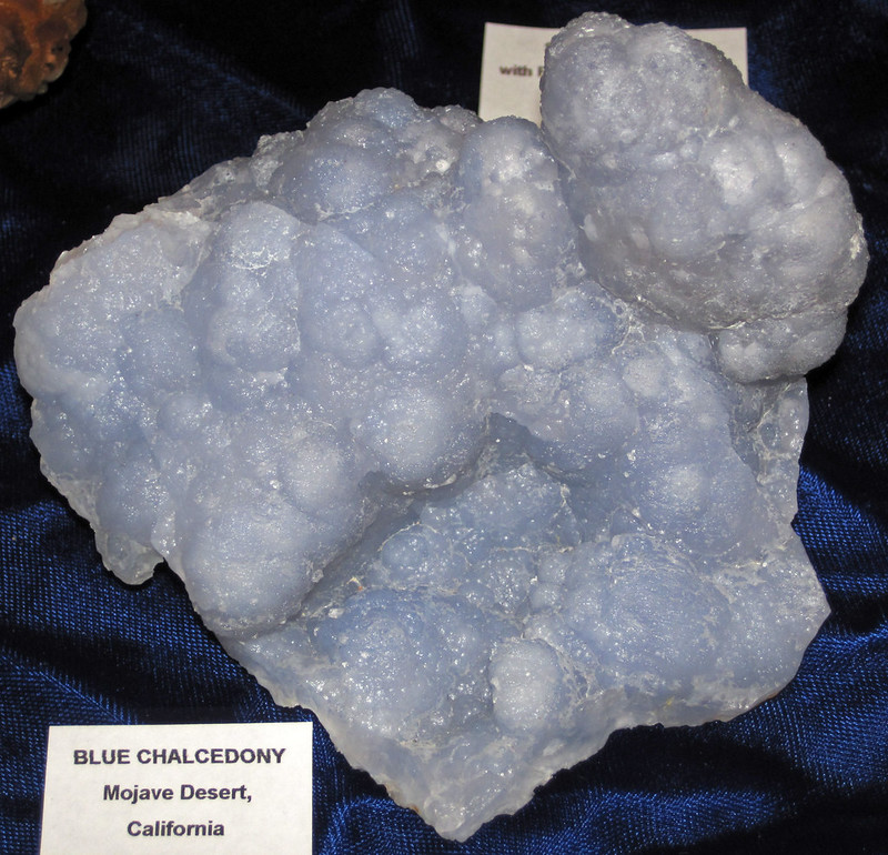 Chalcedony stone.jpg